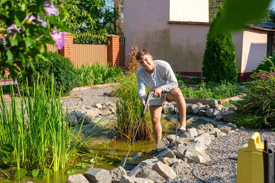 Moderné záhradné jazierka