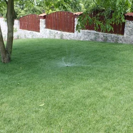 údržba a spustenie závlahy trávnika